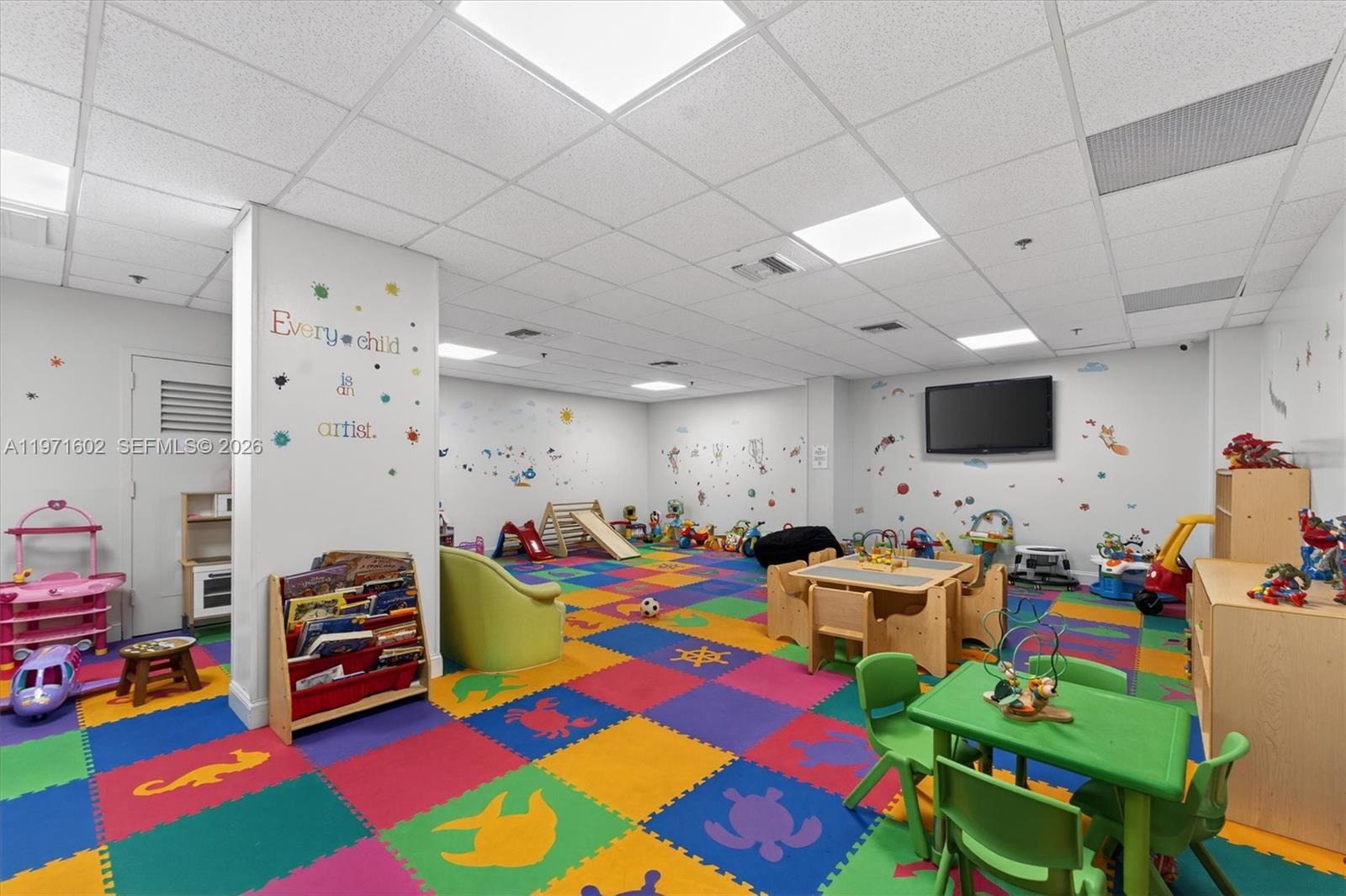 540 Brickell Key Dr #414 Miami, FL 33131