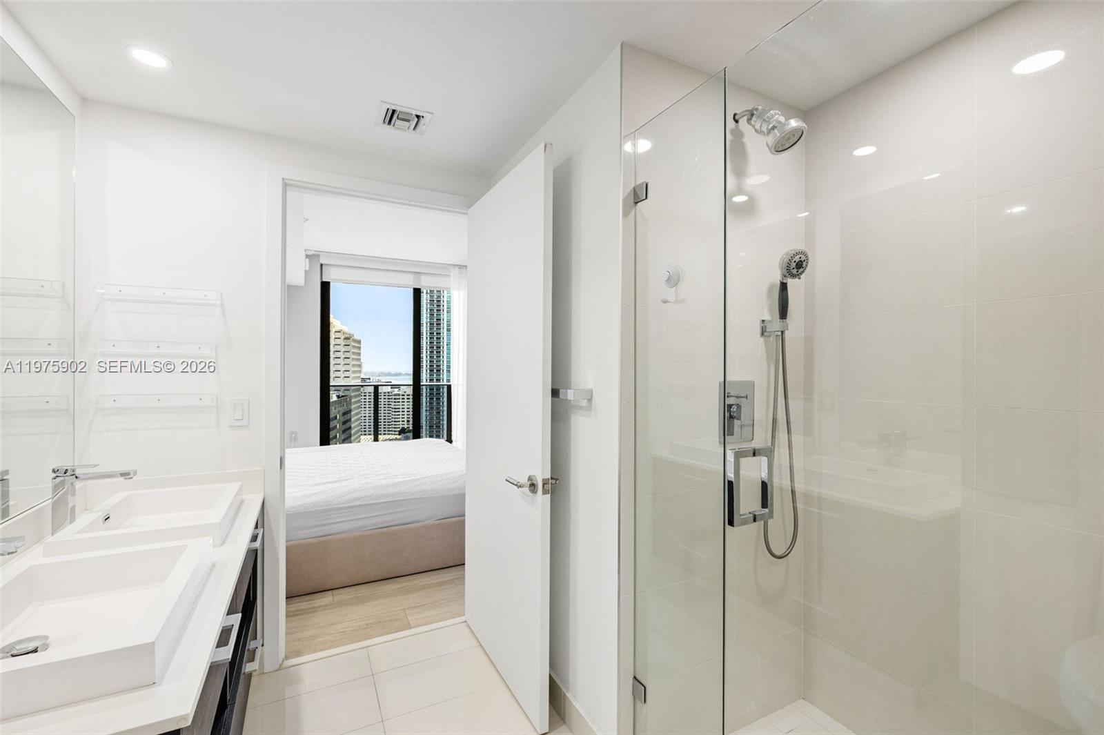 image Brickell Heights East21