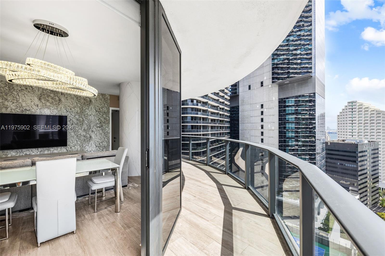 image Brickell Heights East35