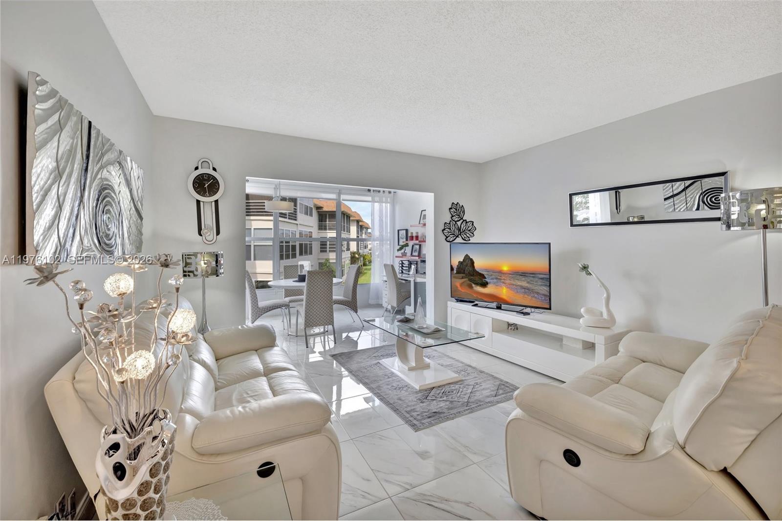 4705 NW 35th St #501 Lauderdale Lakes, FL 33319