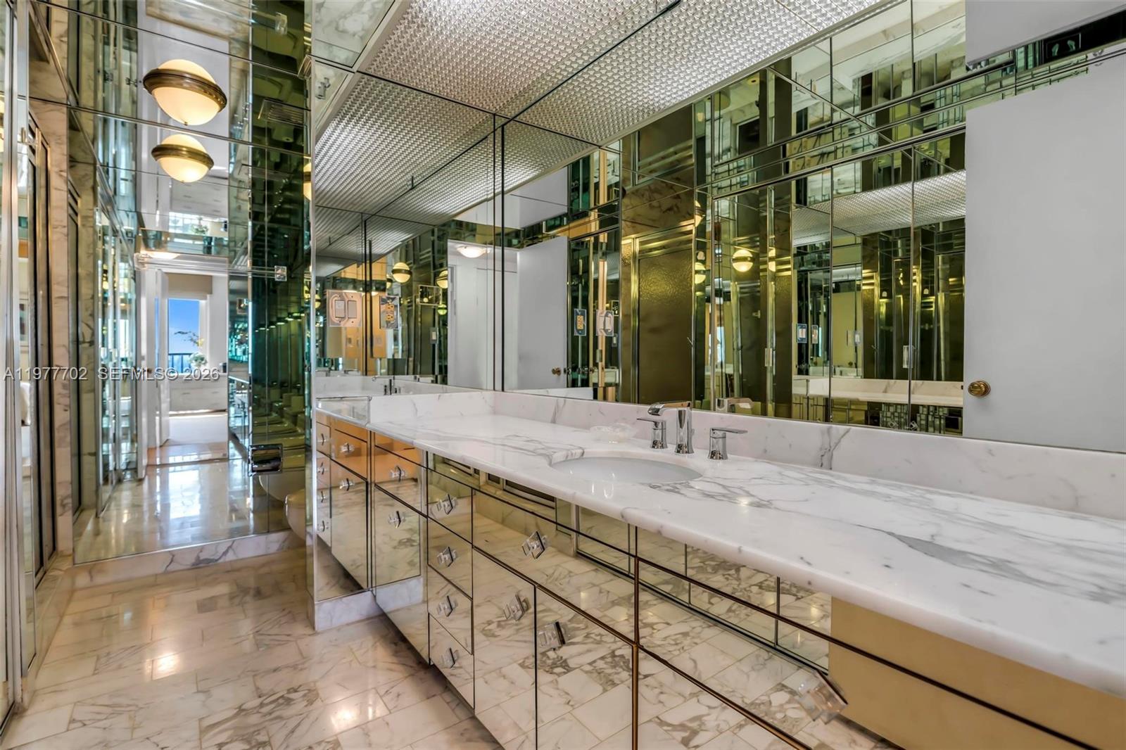 19707 Turnberry Way #22H Aventura, FL 33180