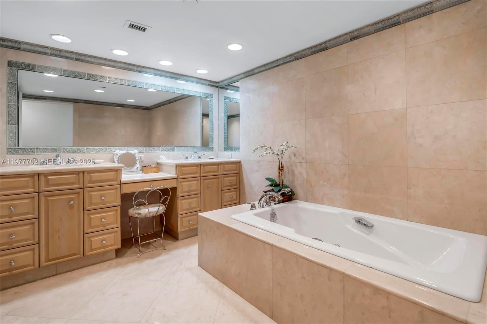 19707 Turnberry Way #22H Aventura, FL 33180