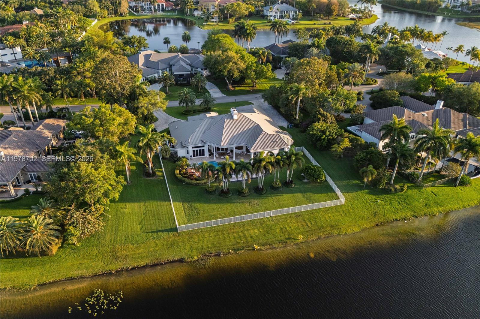 3425 Saddlebrook Ln Weston, FL 33331