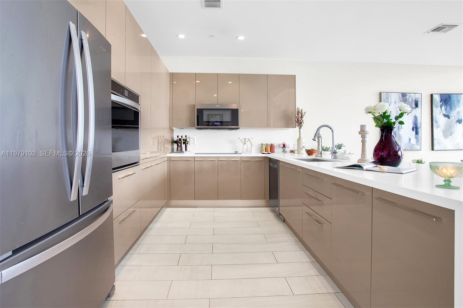 2000 Metropica Way #PH02 Sunrise, FL 33323