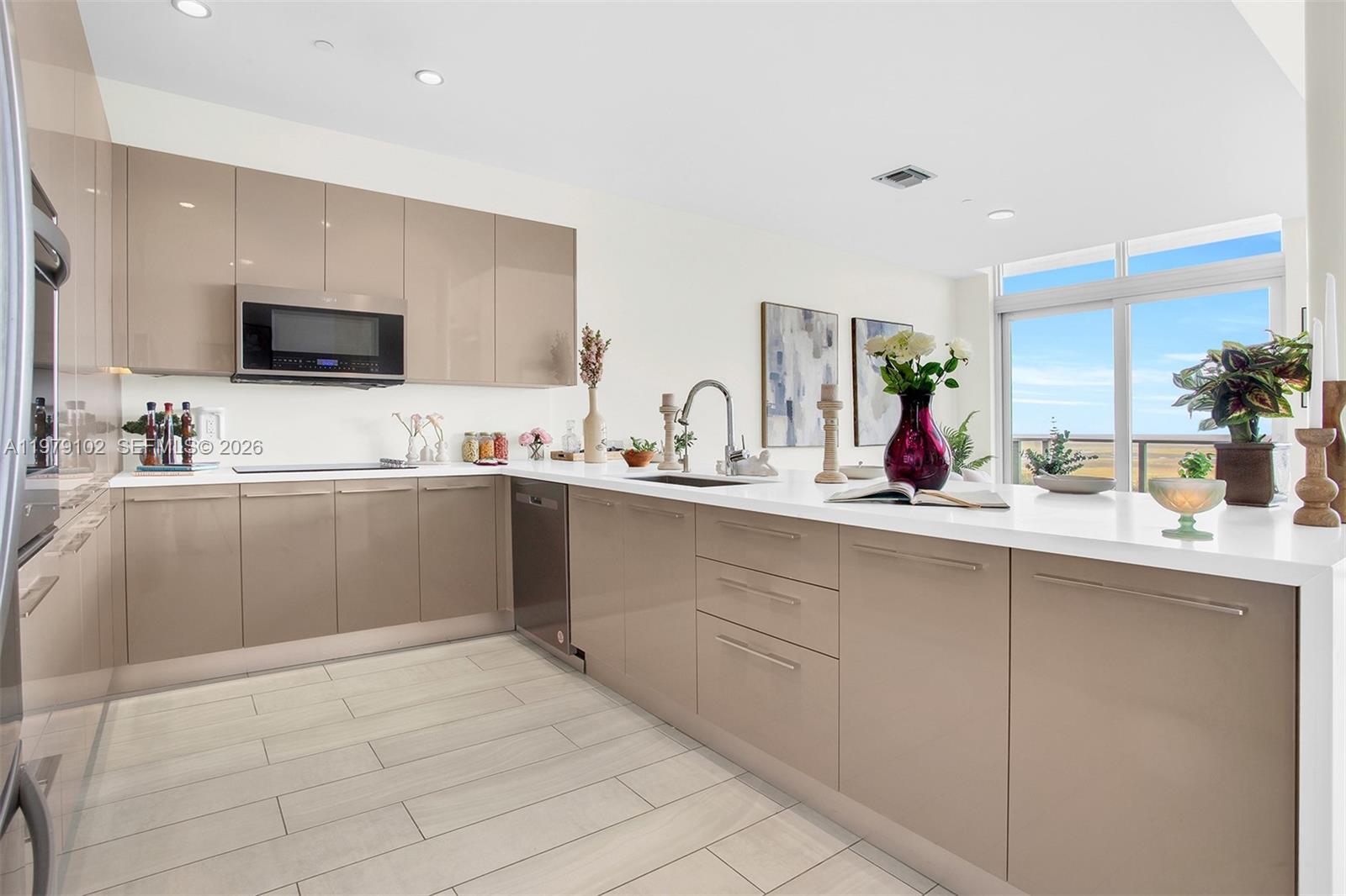 2000 Metropica Way #PH02 Sunrise, FL 33323