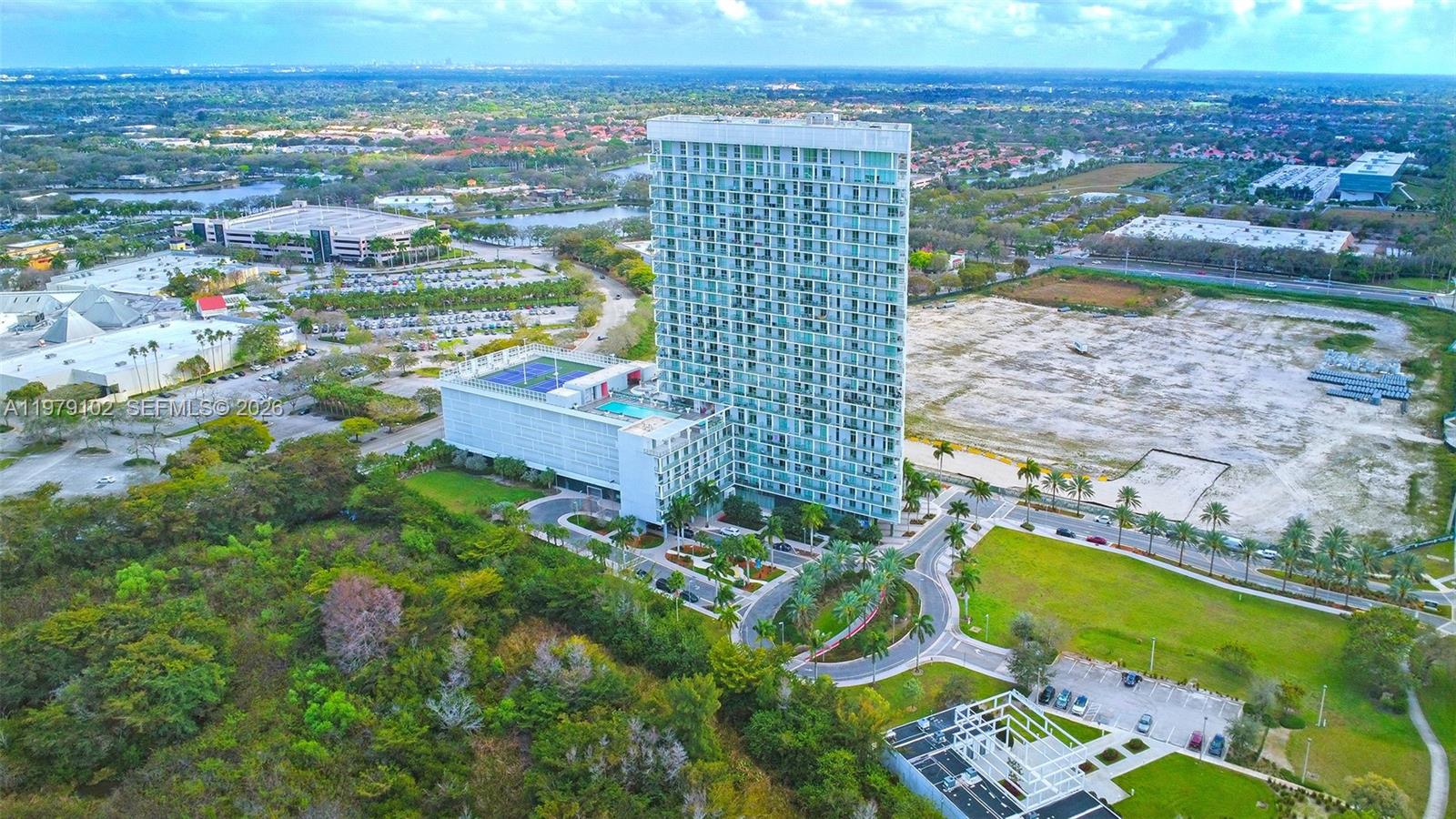 2000 Metropica Way #PH02 Sunrise, FL 33323