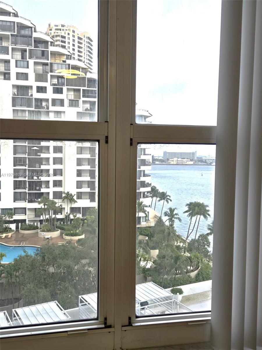 770 Claughton Is Dr #911 Miami, FL 33131