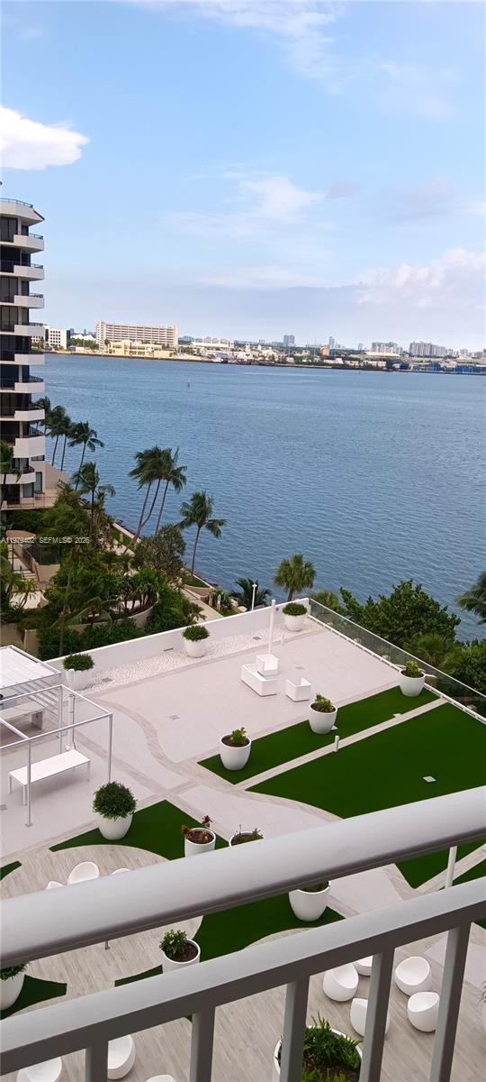 770 Claughton Is Dr #911 Miami, FL 33131