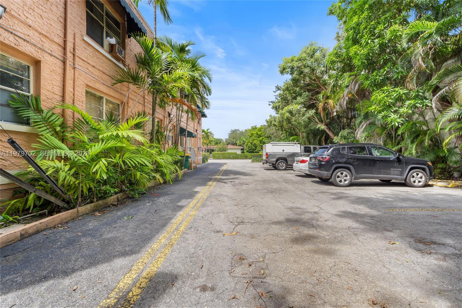 3409 S Le Jeune Rd Coral Gables, FL 33134
