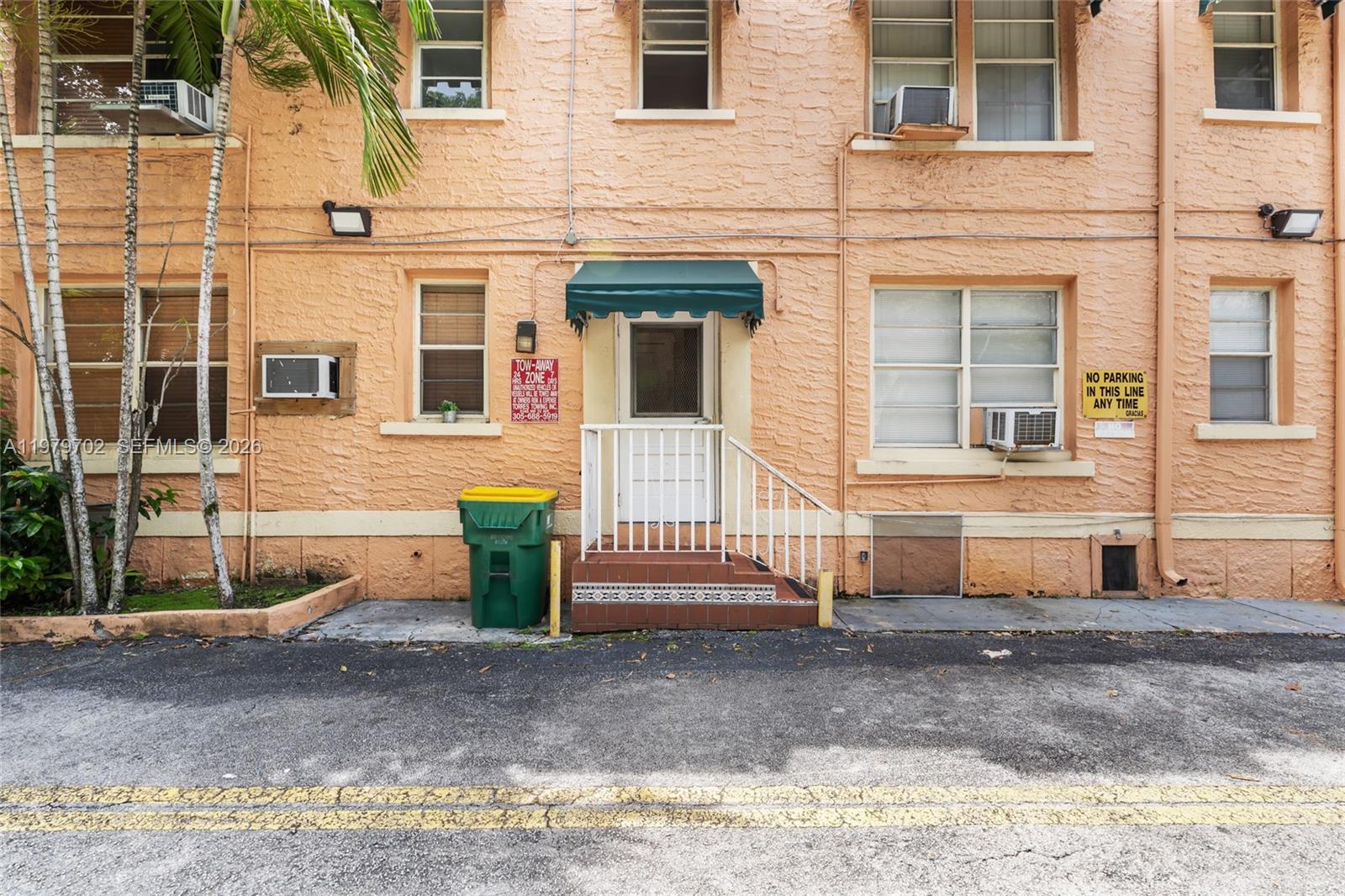 3409 S Le Jeune Rd Coral Gables, FL 33134