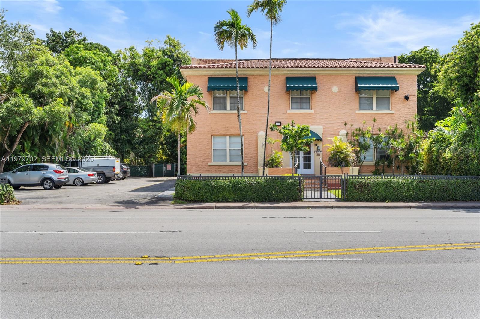 3409 S Le Jeune Rd Coral Gables, FL 33134