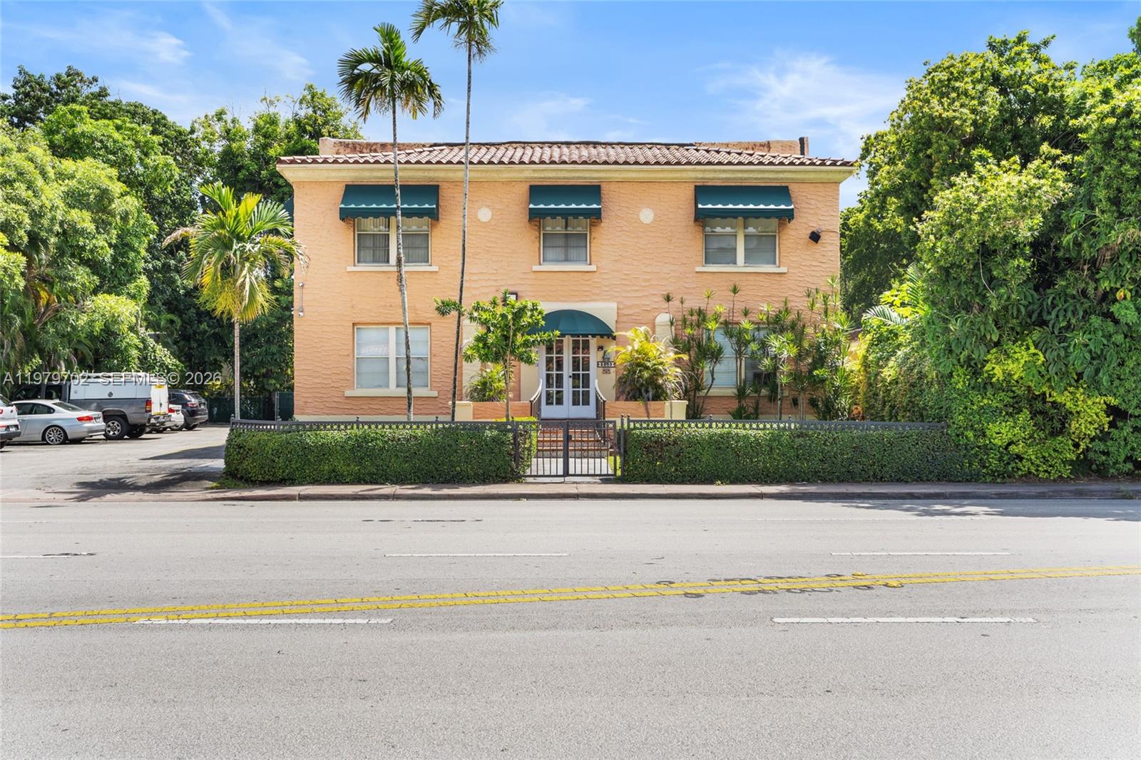3409 S Le Jeune Rd Coral Gables, FL 33134