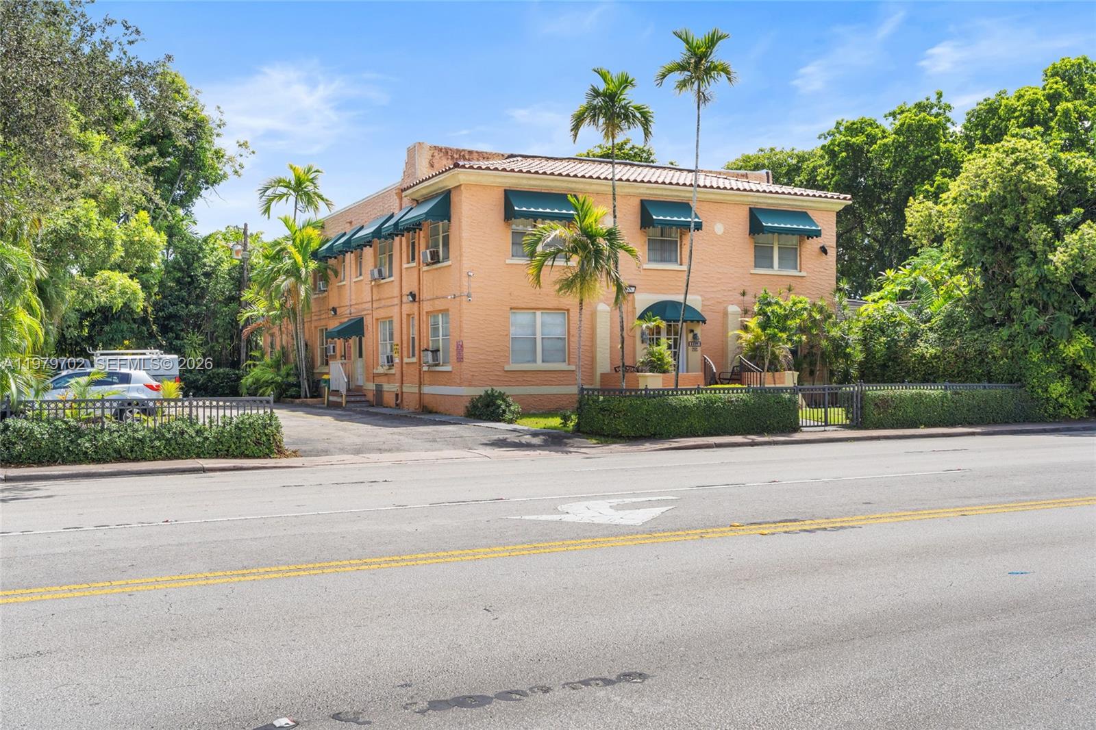 3409 S Le Jeune Rd Coral Gables, FL 33134