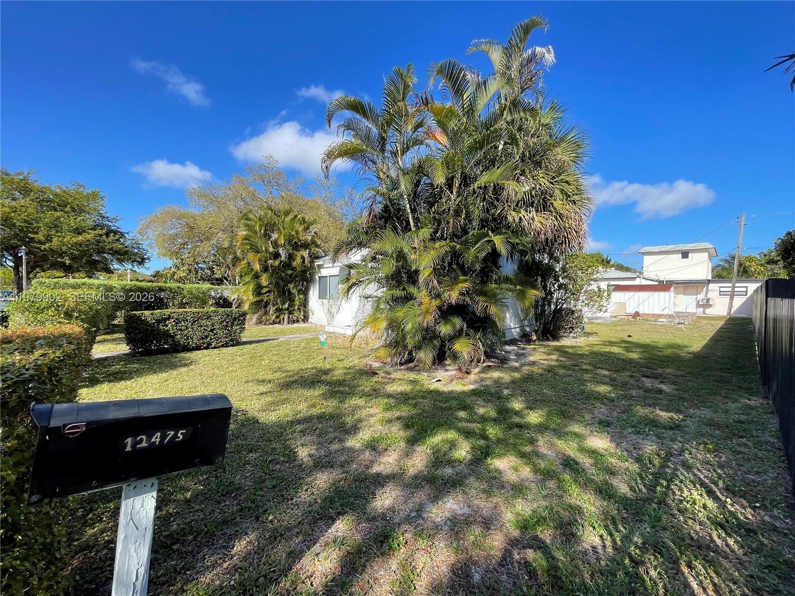 12475 NW 10th Ave North Miami, FL 33168