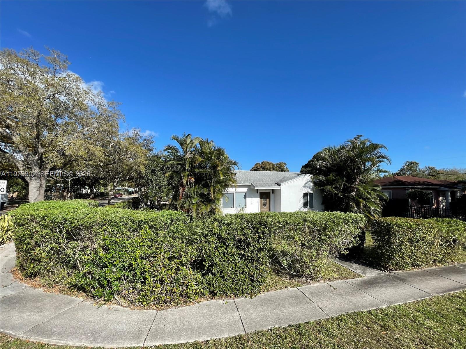 12475 NW 10th Ave North Miami, FL 33168