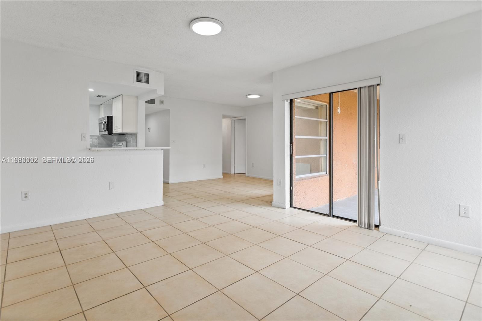 17500 NW 68th Ave #D1004 Hialeah, FL 33015