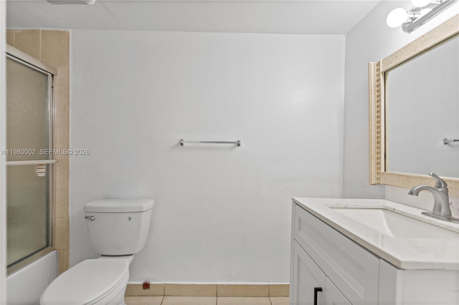 17500 NW 68th Ave #D1004 Hialeah, FL 33015