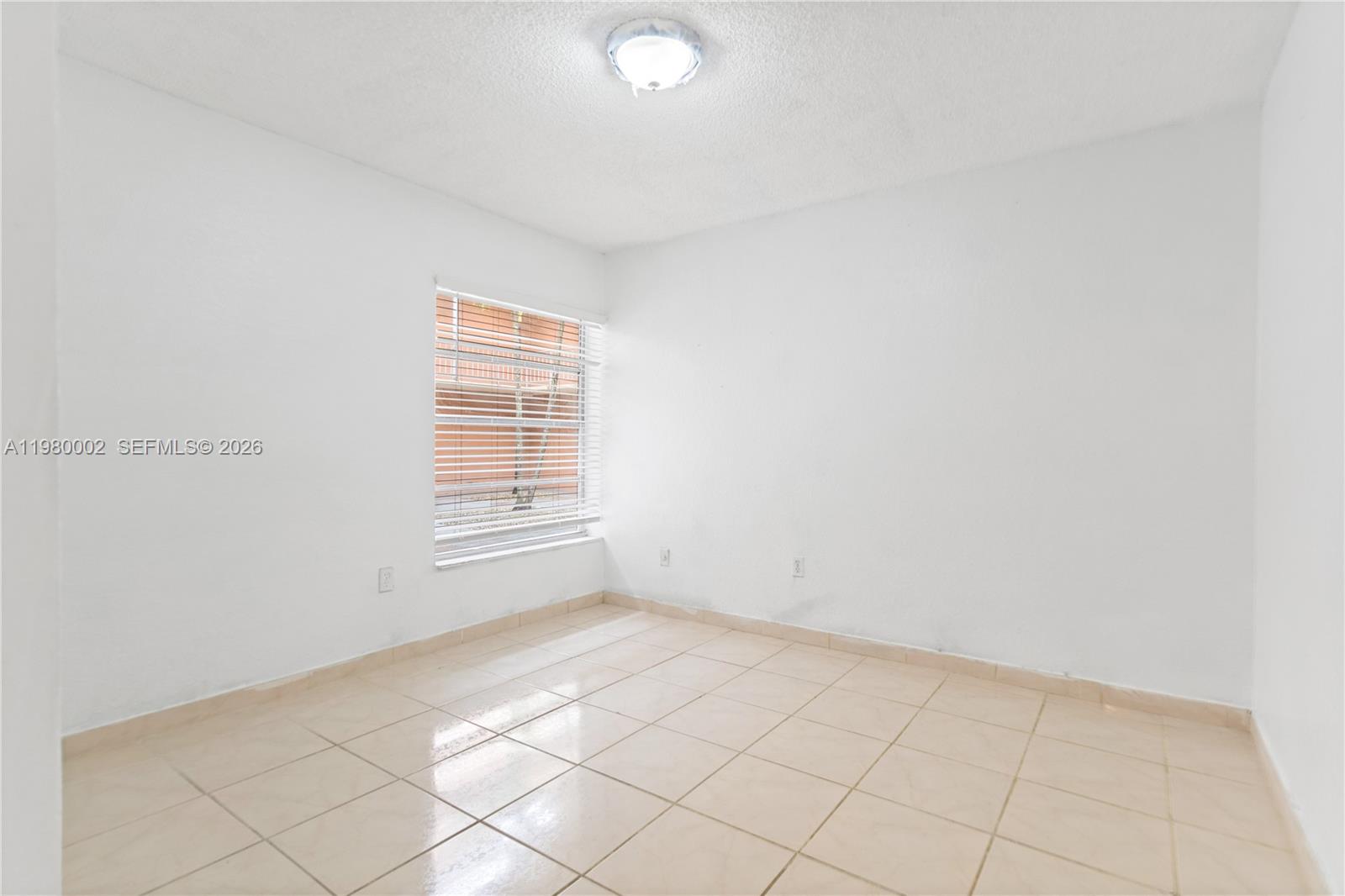 17500 NW 68th Ave #D1004 Hialeah, FL 33015