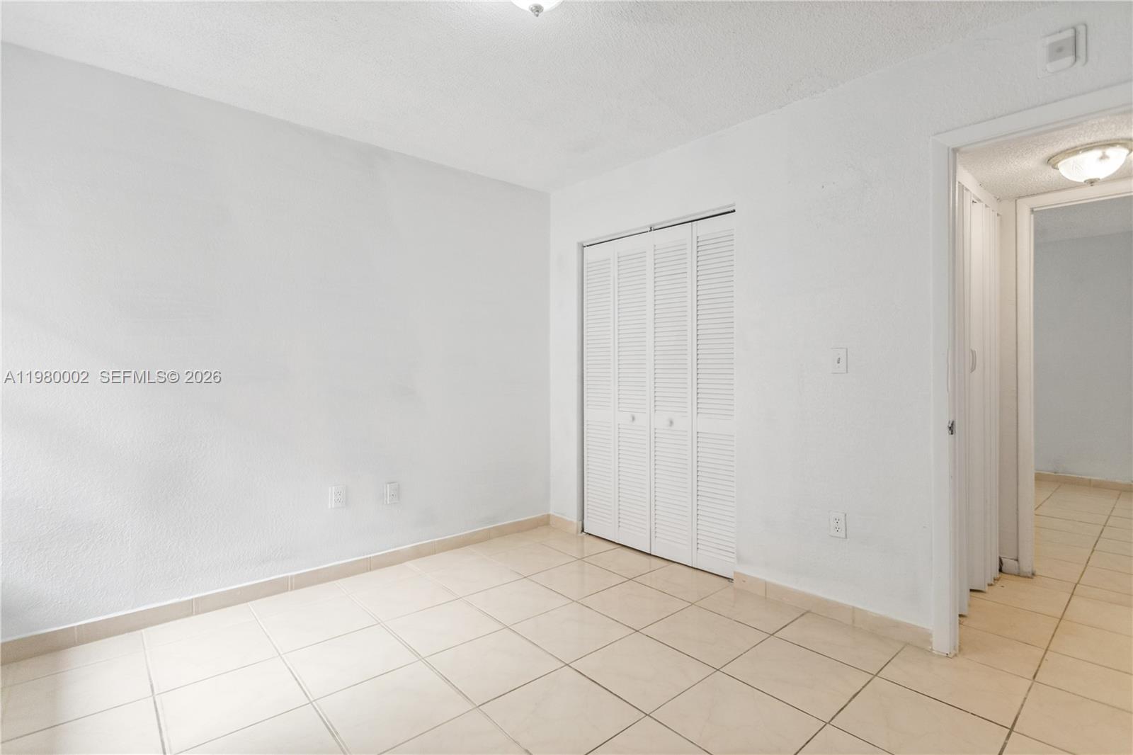 17500 NW 68th Ave #D1004 Hialeah, FL 33015