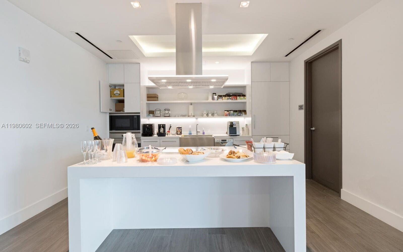 image Marina Palms Residences S63