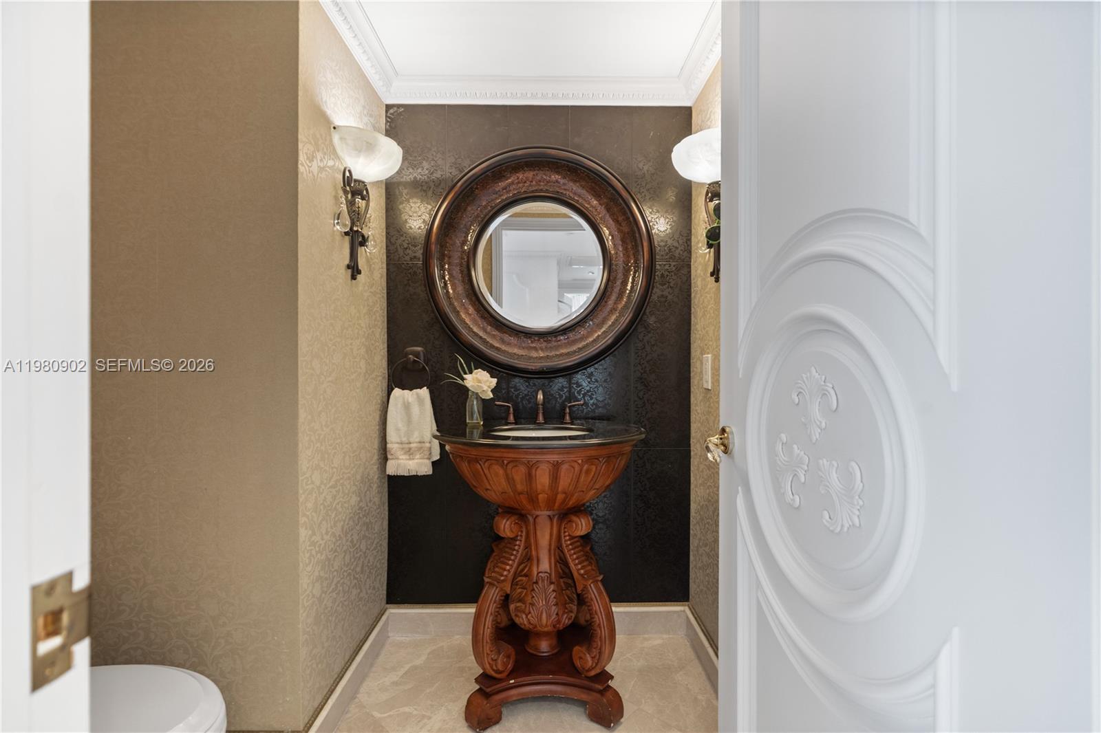 1800 S Ocean Dr #1601 Hallandale Beach, FL 33009