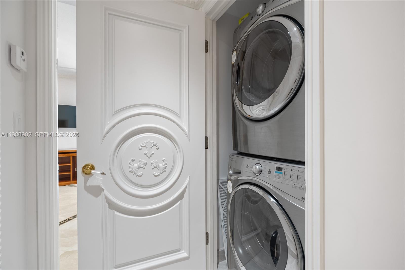 1800 S Ocean Dr #1601 Hallandale Beach, FL 33009