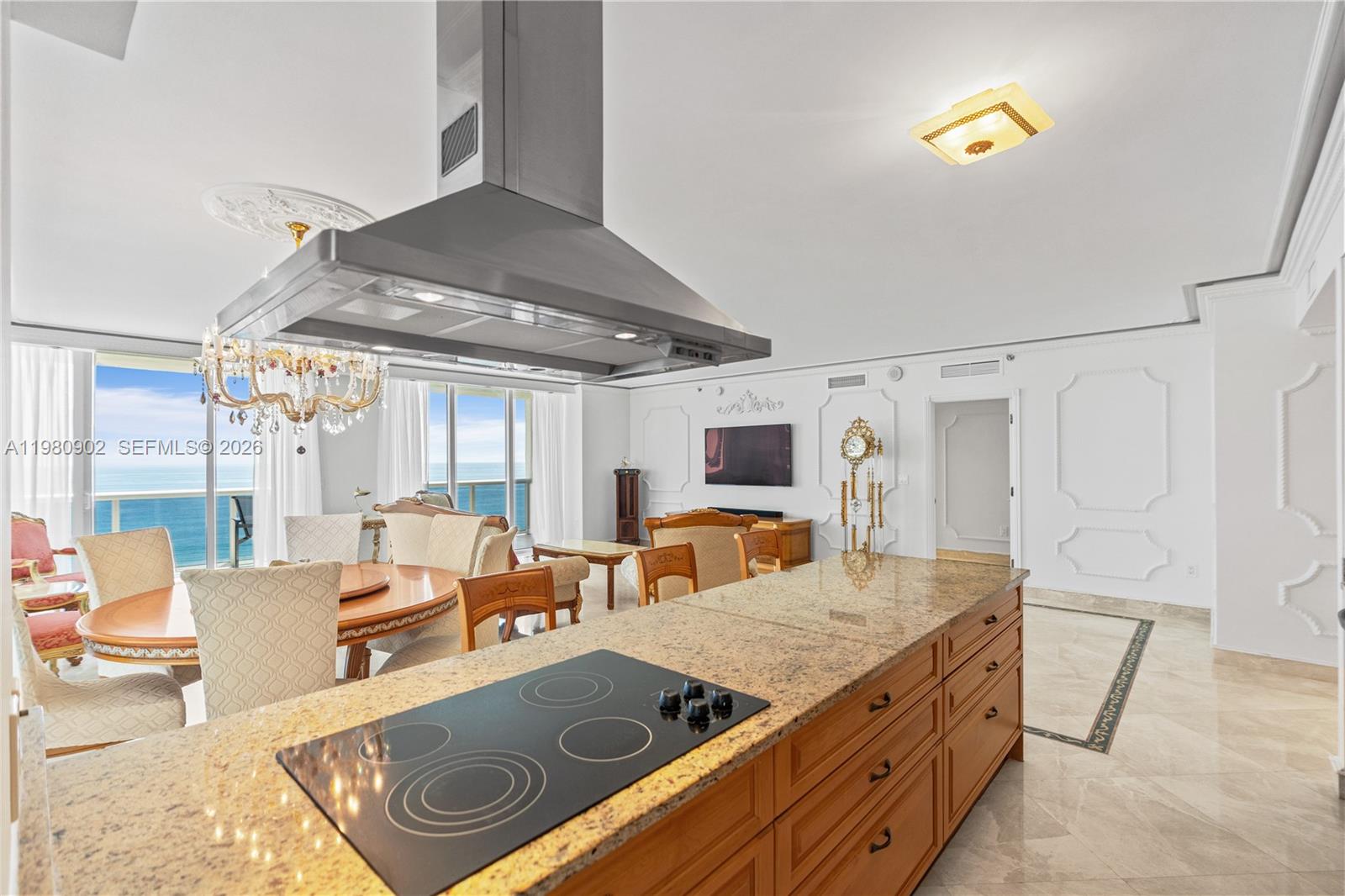 1800 S Ocean Dr #1601 Hallandale Beach, FL 33009