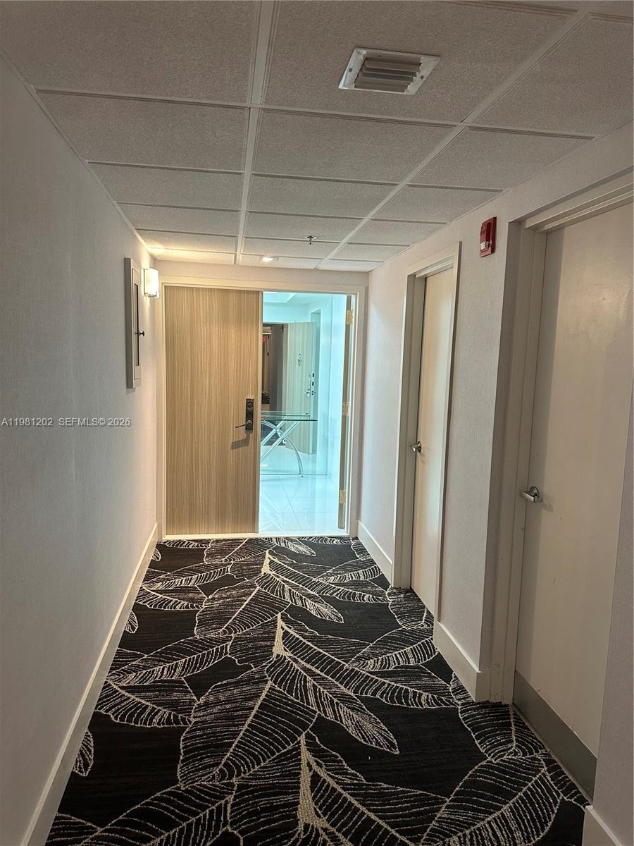 9350 W Bay Hbr Dr #5C Bay Harbor Islands, FL 33154