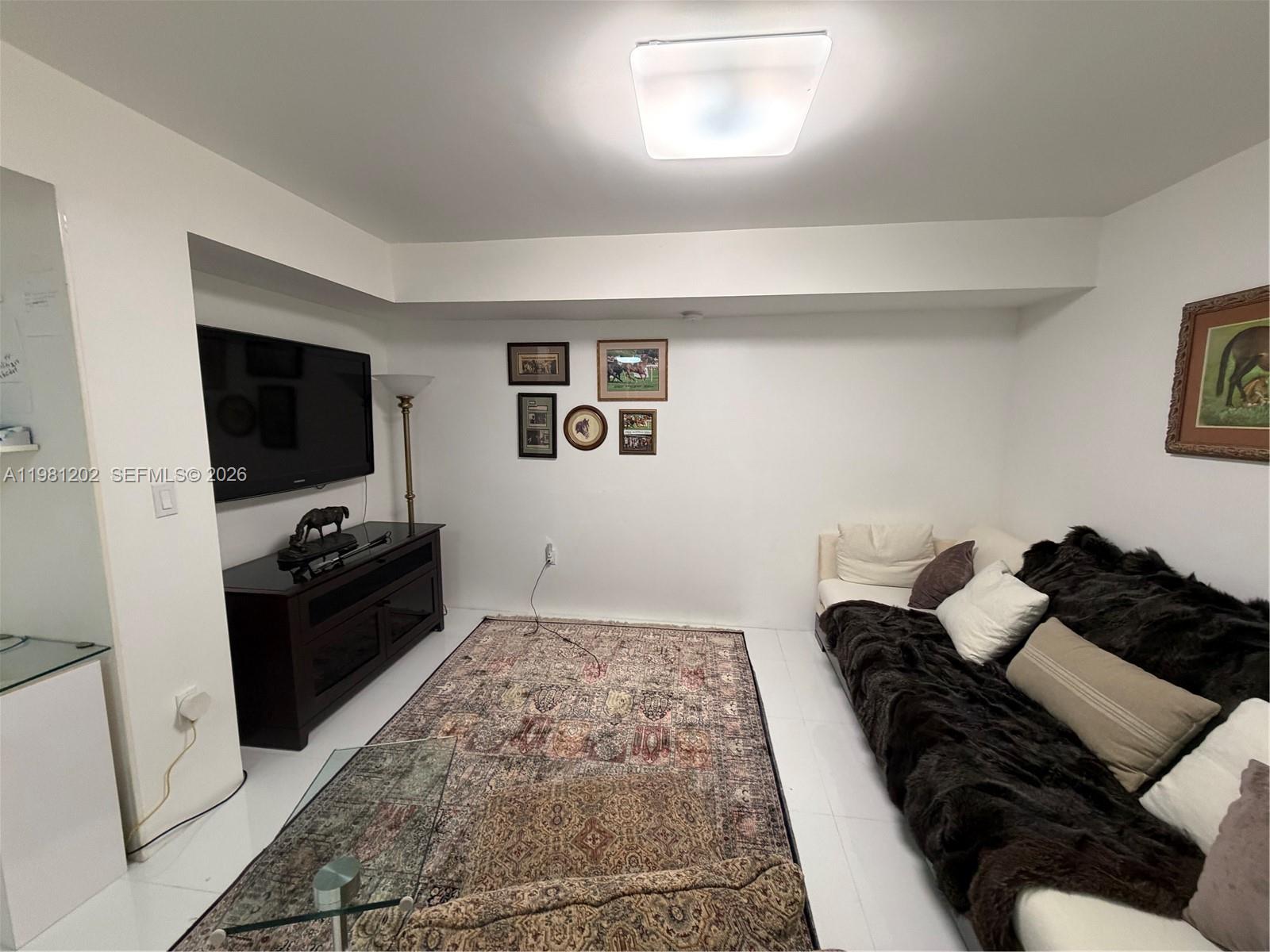 9350 W Bay Hbr Dr #5C Bay Harbor Islands, FL 33154