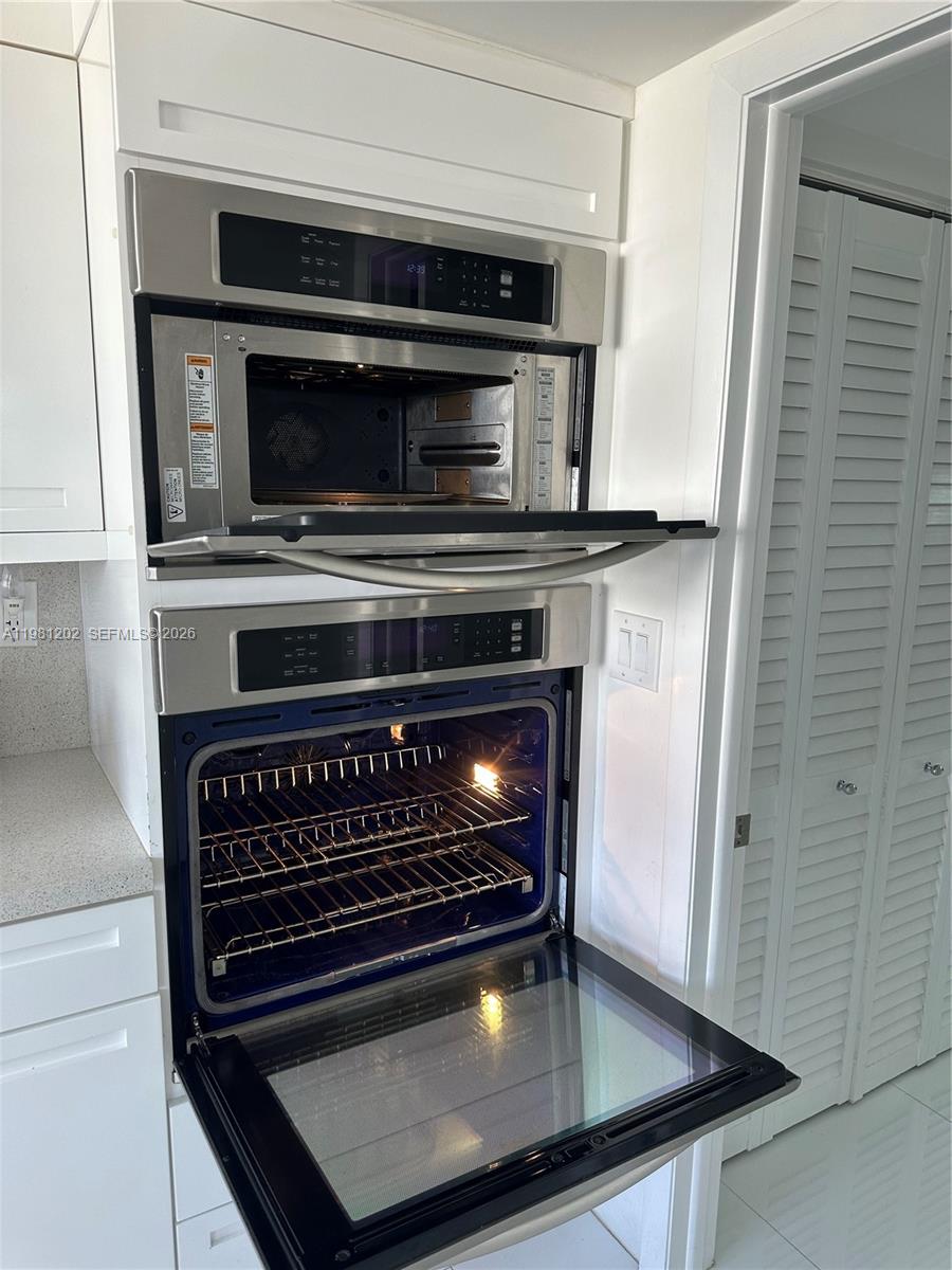 9350 W Bay Hbr Dr #5C Bay Harbor Islands, FL 33154