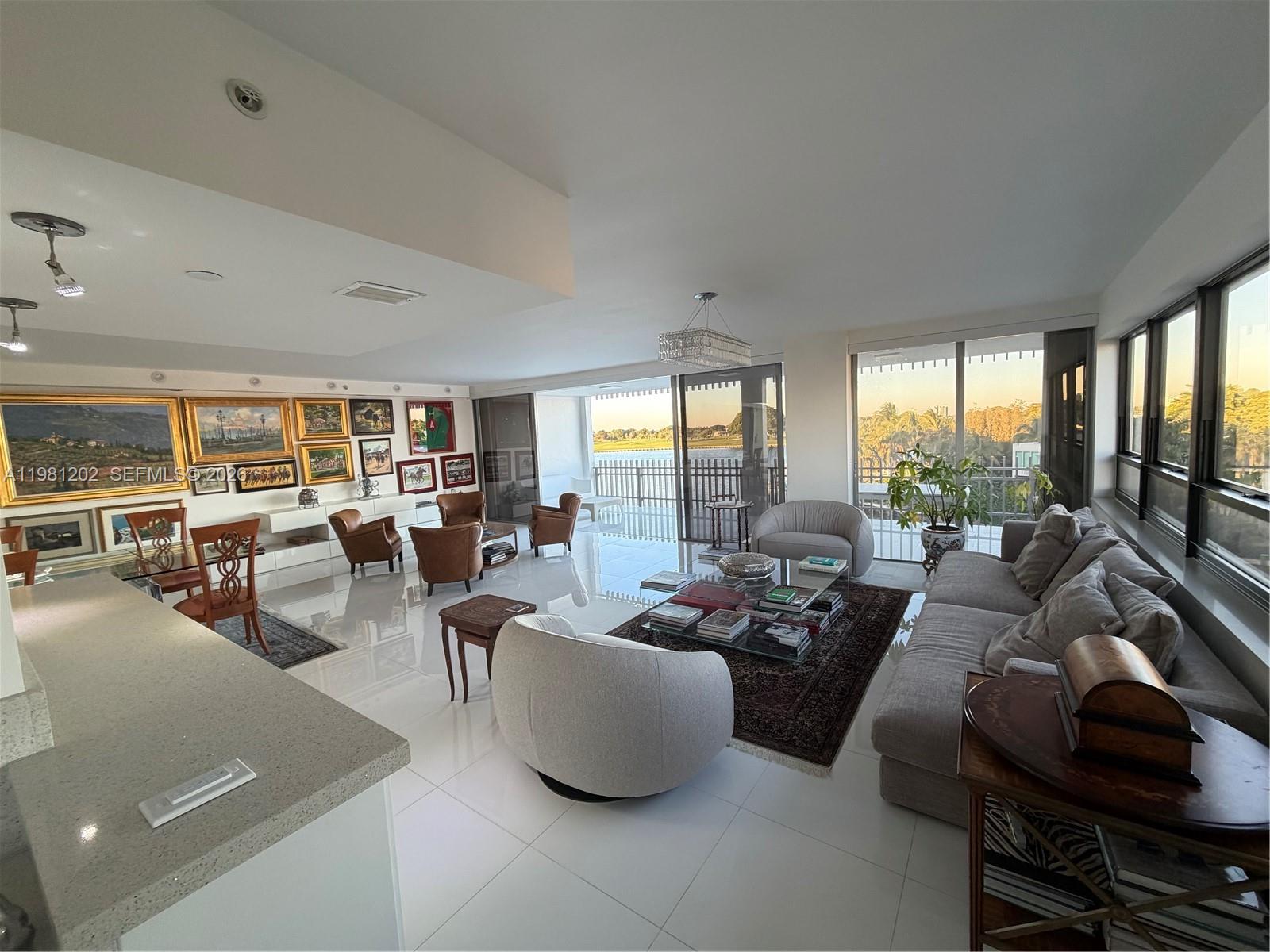 9350 W Bay Hbr Dr #5C Bay Harbor Islands, FL 33154