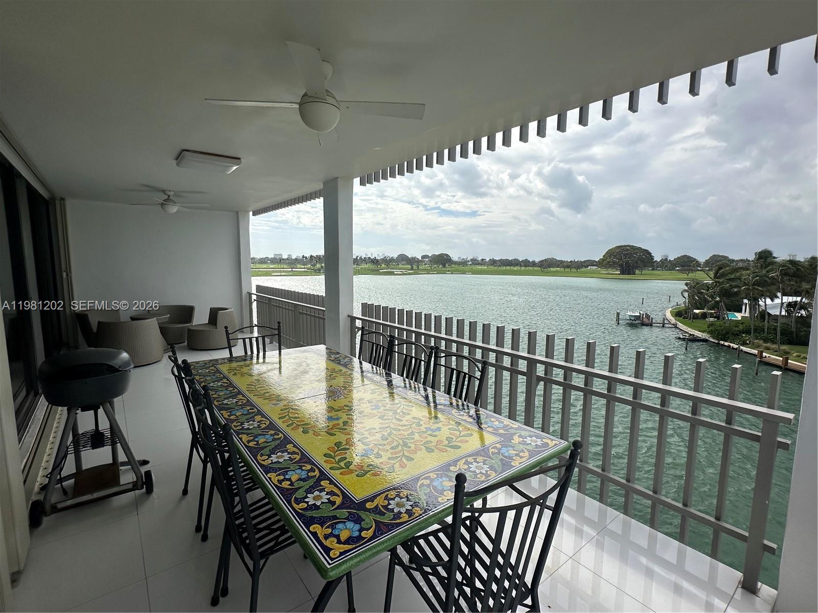 9350 W Bay Hbr Dr #5C Bay Harbor Islands, FL 33154