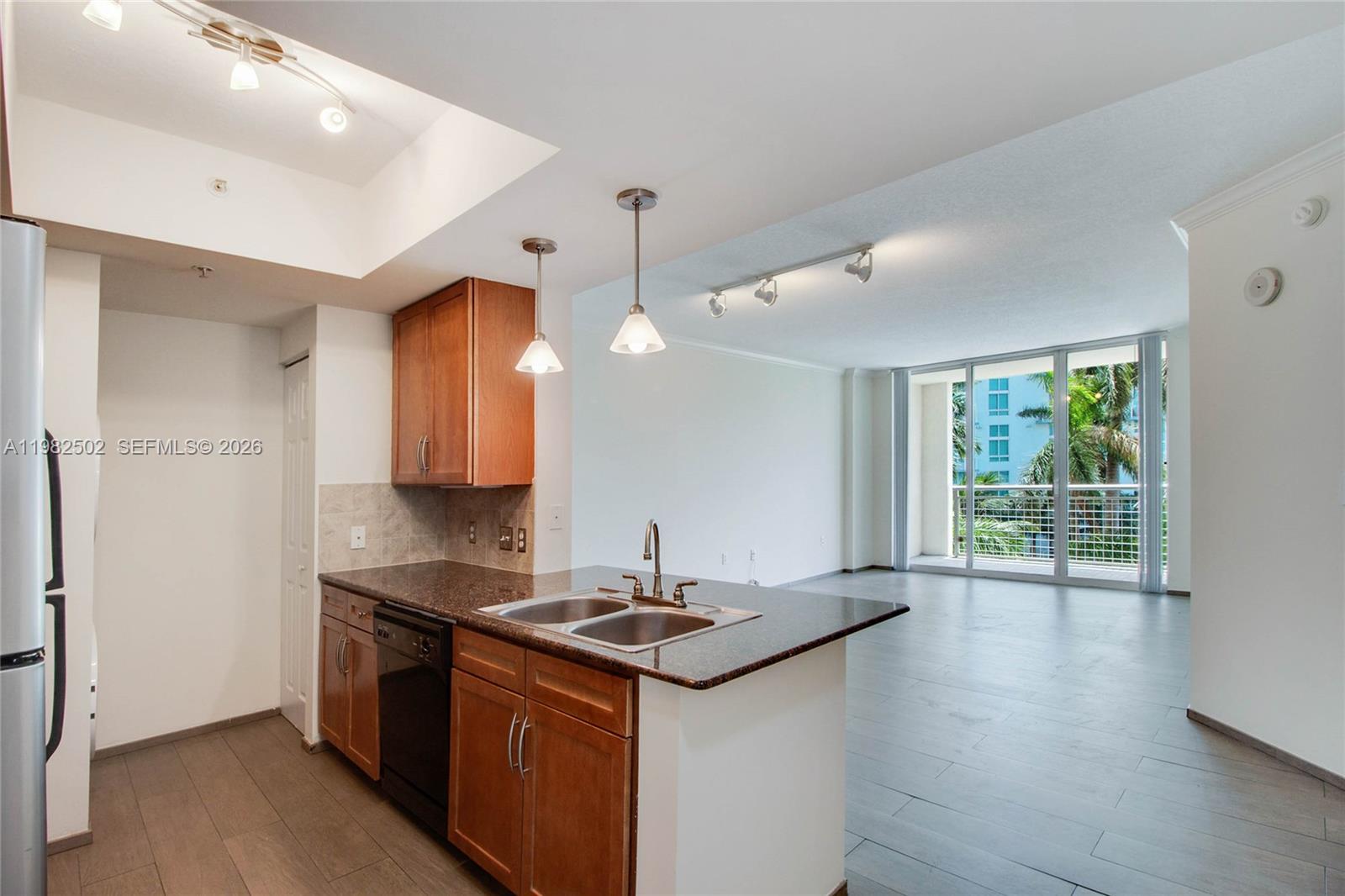 image Cite on the Bay East5