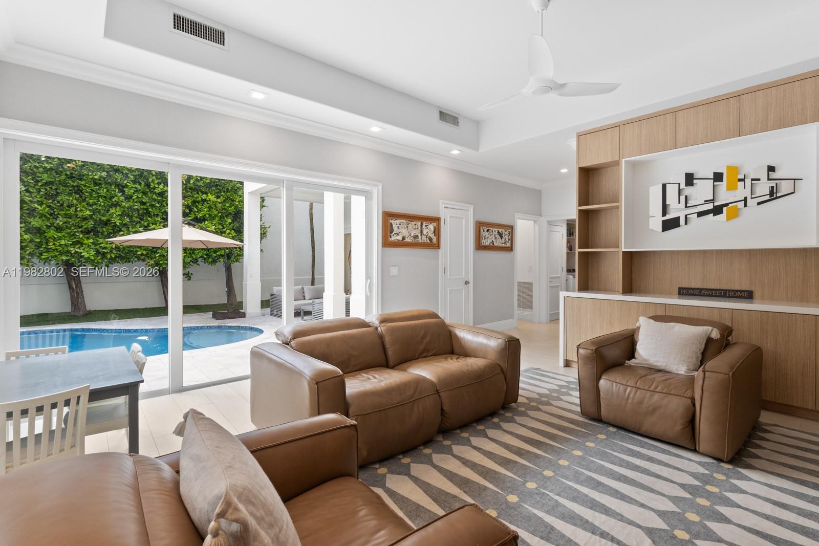 5 Coconut Ln Key Biscayne, FL 33149