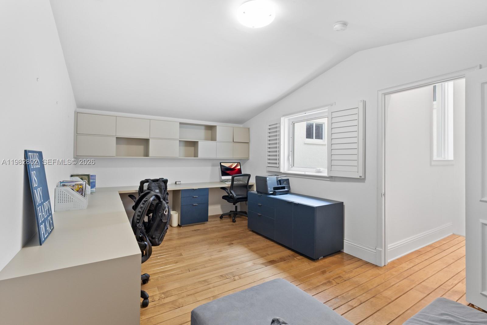 5 Coconut Ln Key Biscayne, FL 33149