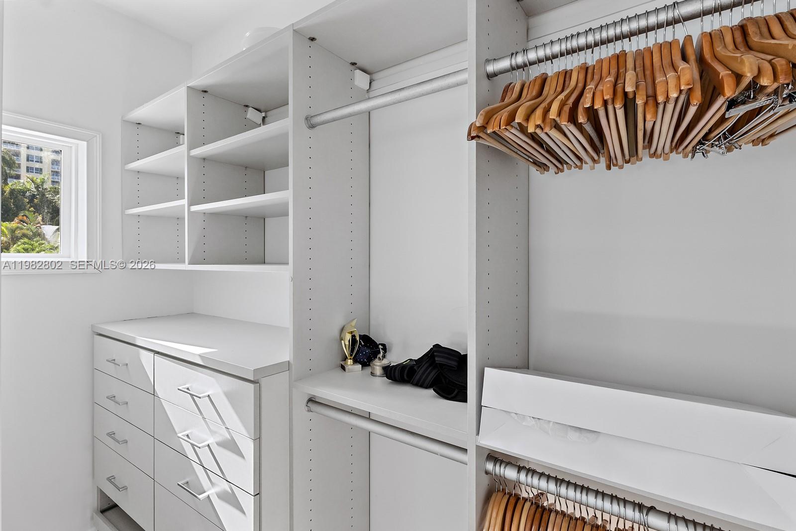 5 Coconut Ln Key Biscayne, FL 33149