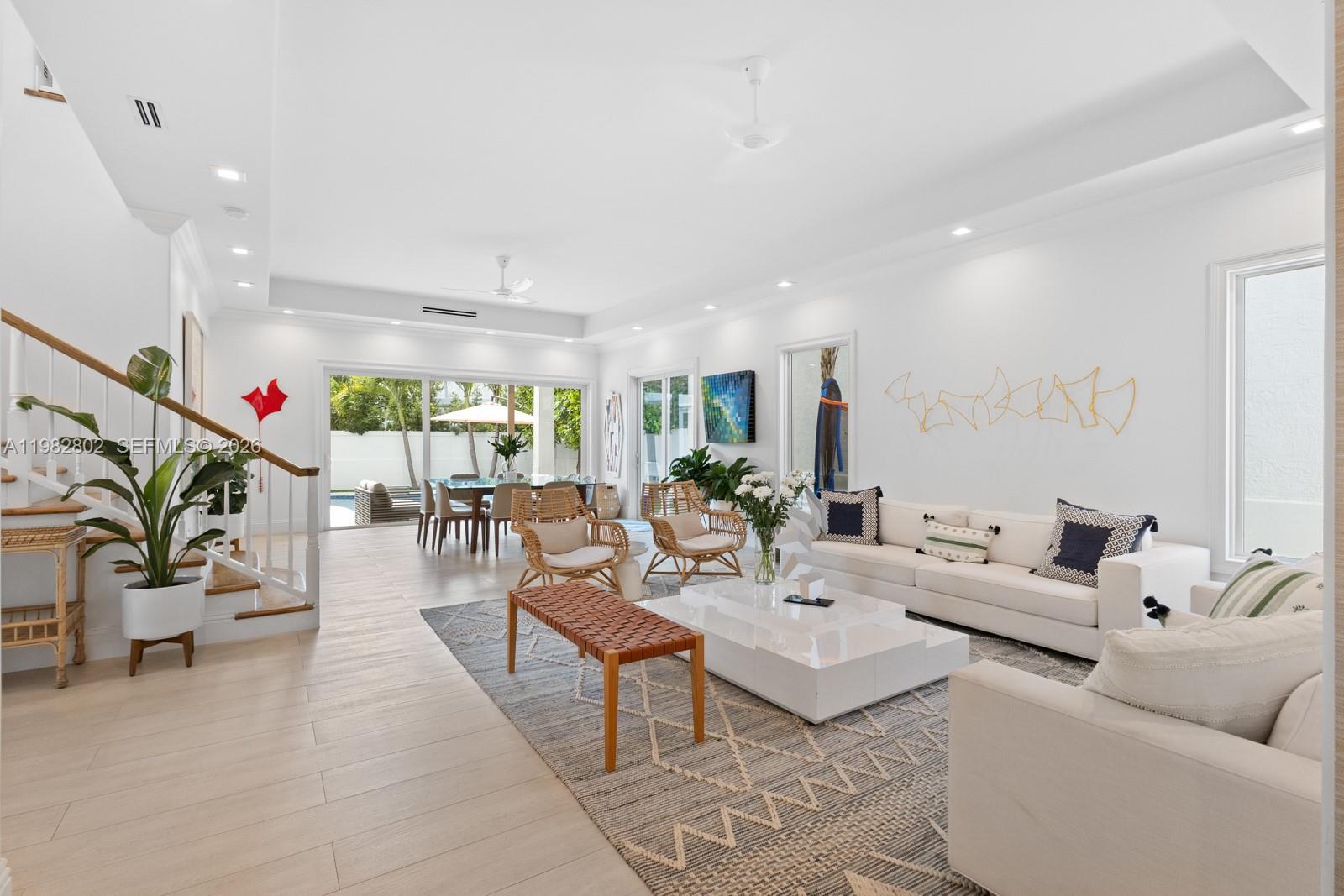 5 Coconut Ln Key Biscayne, FL 33149