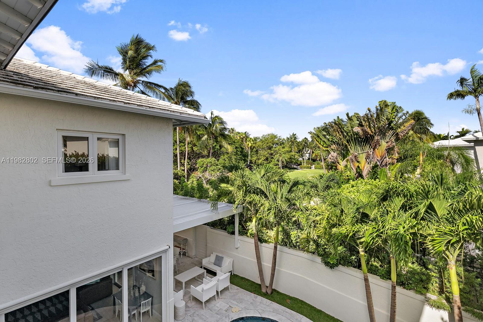 5 Coconut Ln Key Biscayne, FL 33149