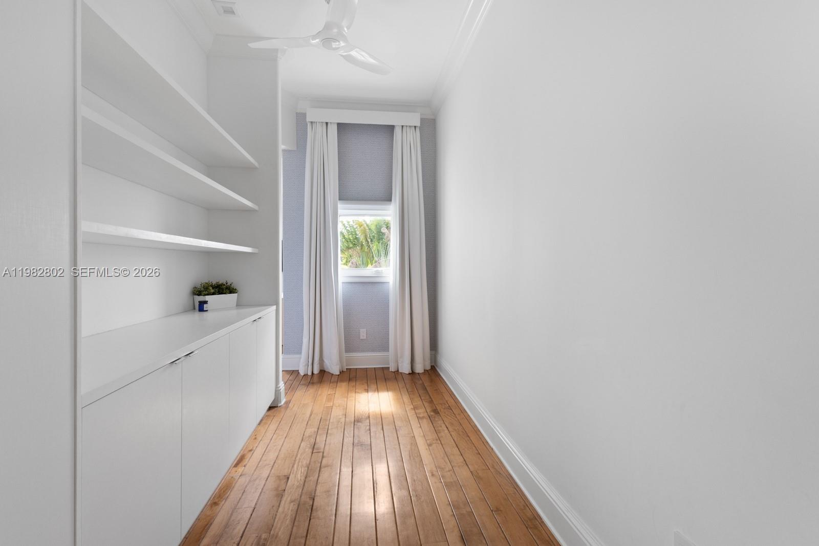 5 Coconut Ln Key Biscayne, FL 33149