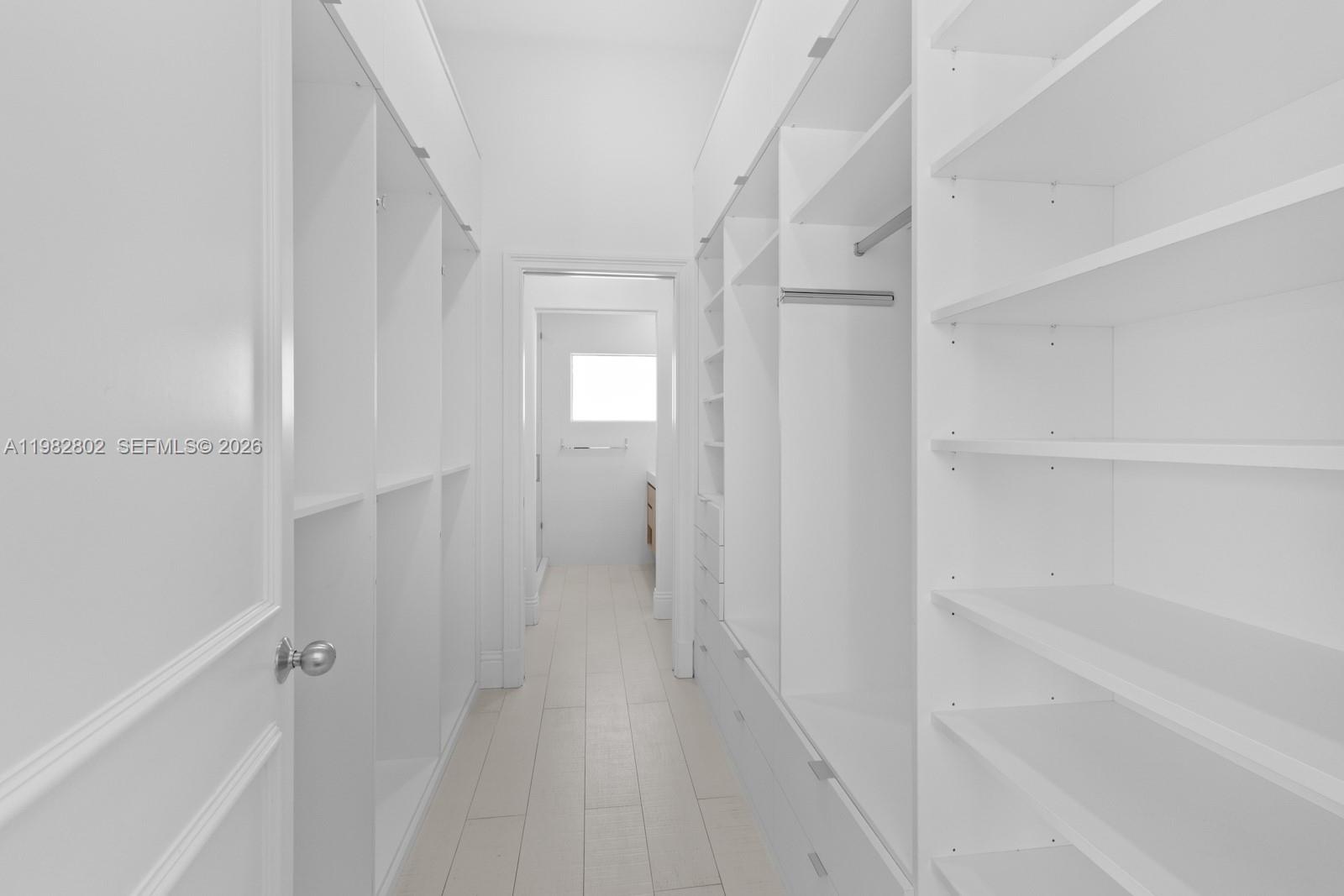 5 Coconut Ln Key Biscayne, FL 33149