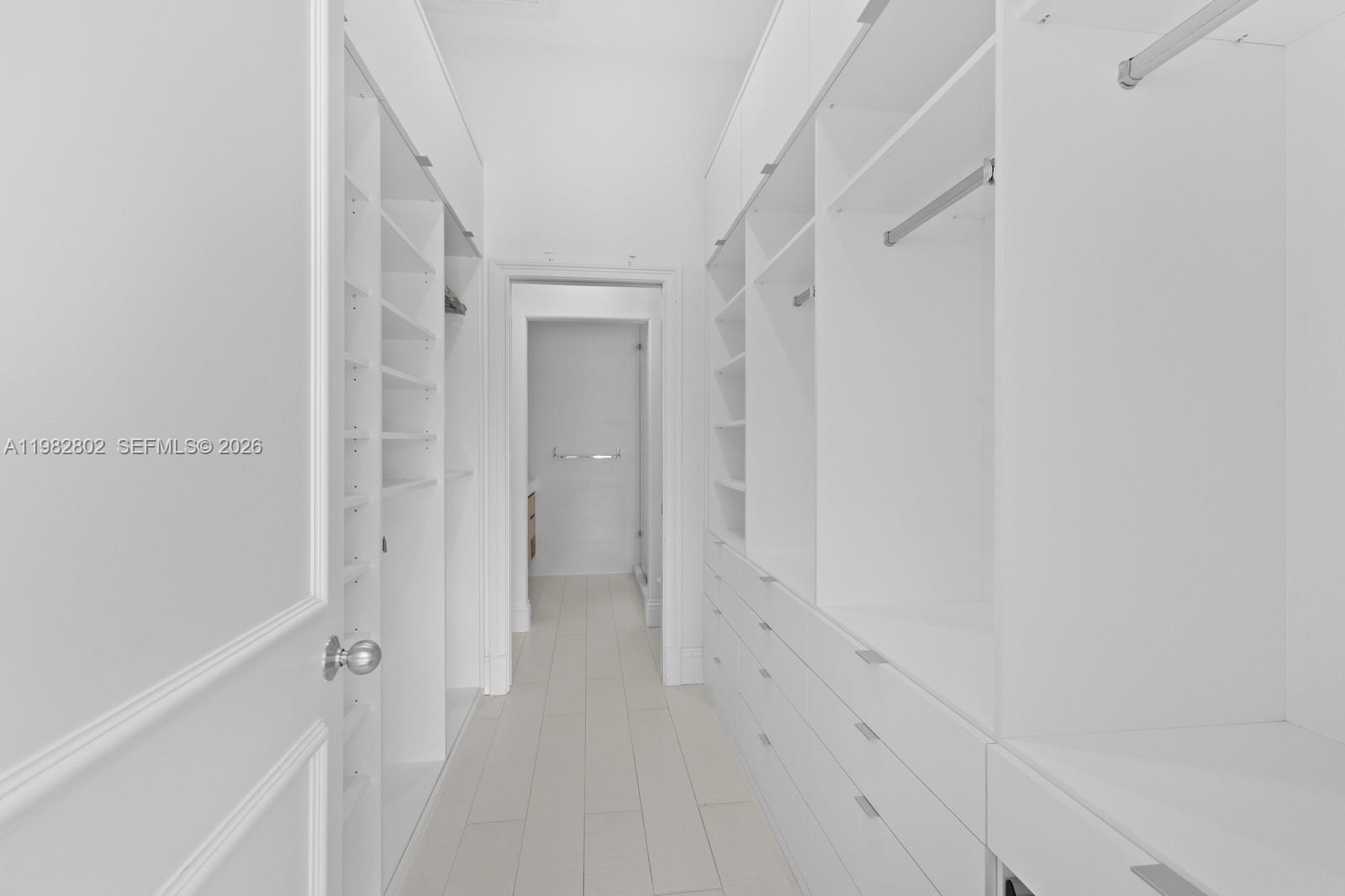 5 Coconut Ln Key Biscayne, FL 33149