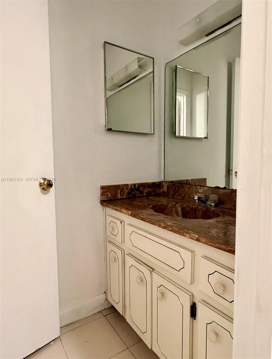 13390 NE 7th Ave #403 North Miami, FL 33161