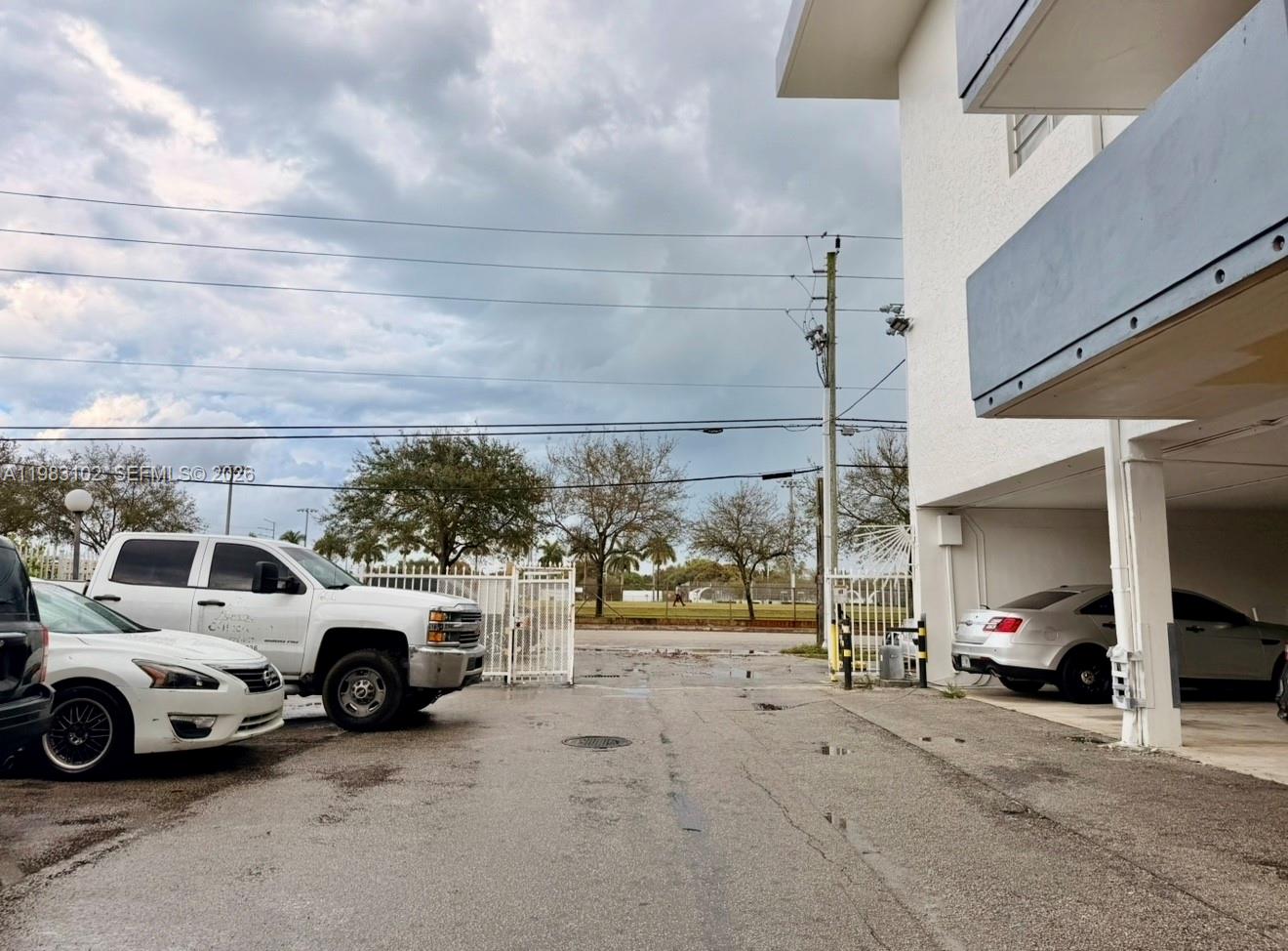 13390 NE 7th Ave #403 North Miami, FL 33161