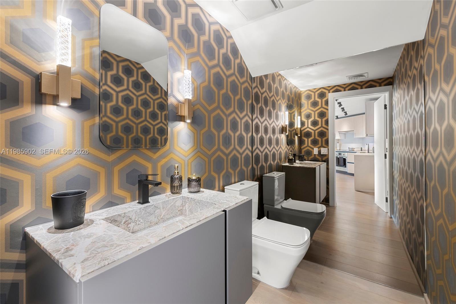 601 NE 27th #TH104 Miami, FL 33137