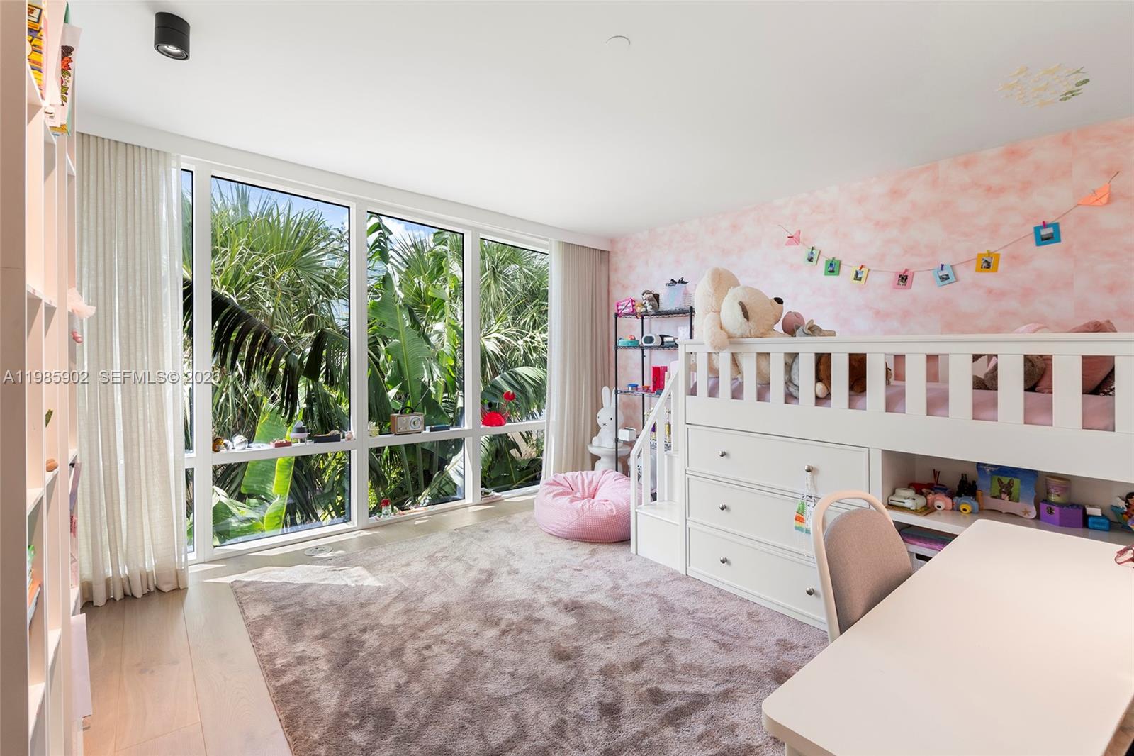 601 NE 27th #TH104 Miami, FL 33137