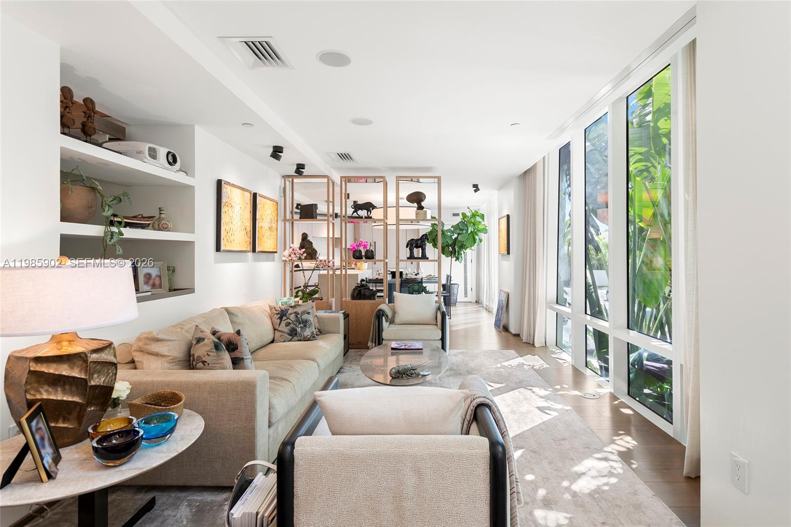 601 NE 27th #TH104 Miami, FL 33137