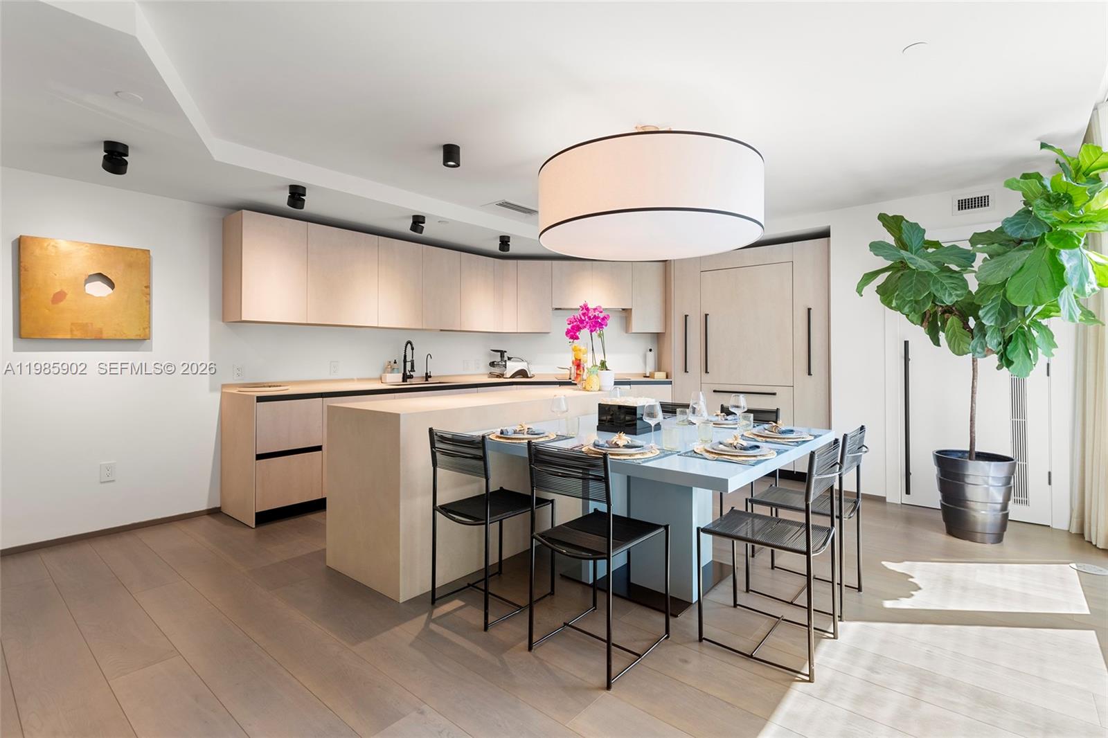 601 NE 27th #TH104 Miami, FL 33137