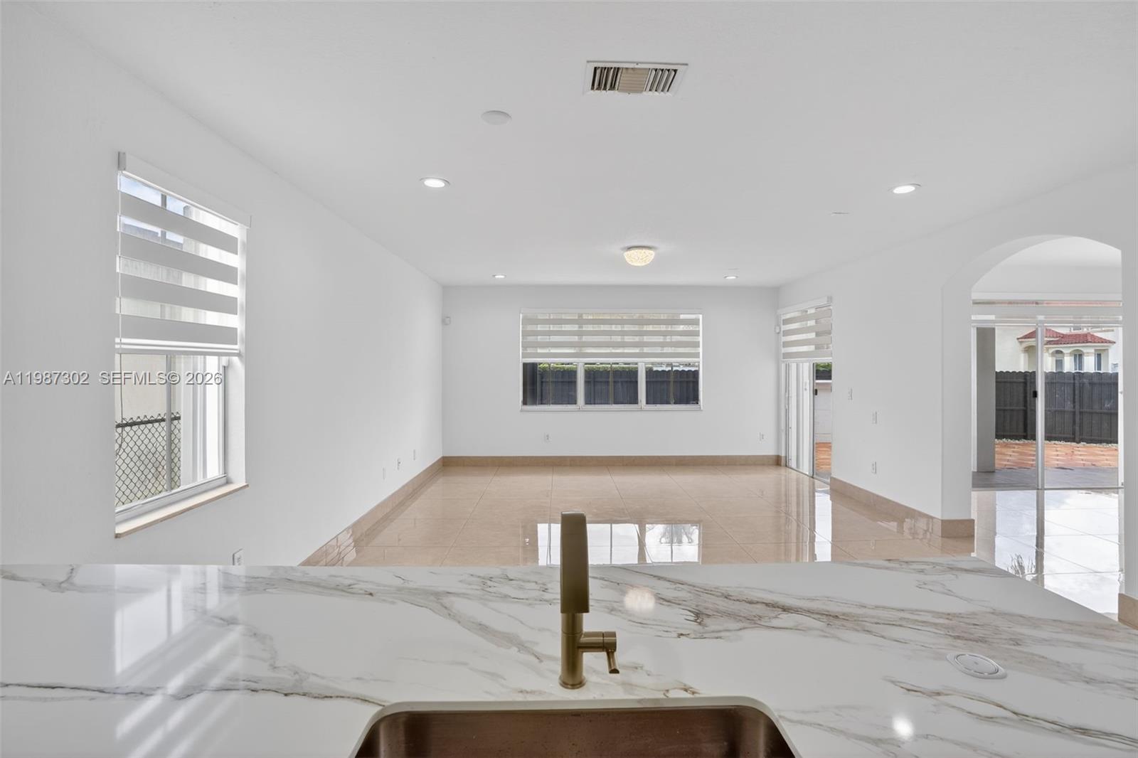 15051 SW 18th Ter Miami, FL 33185