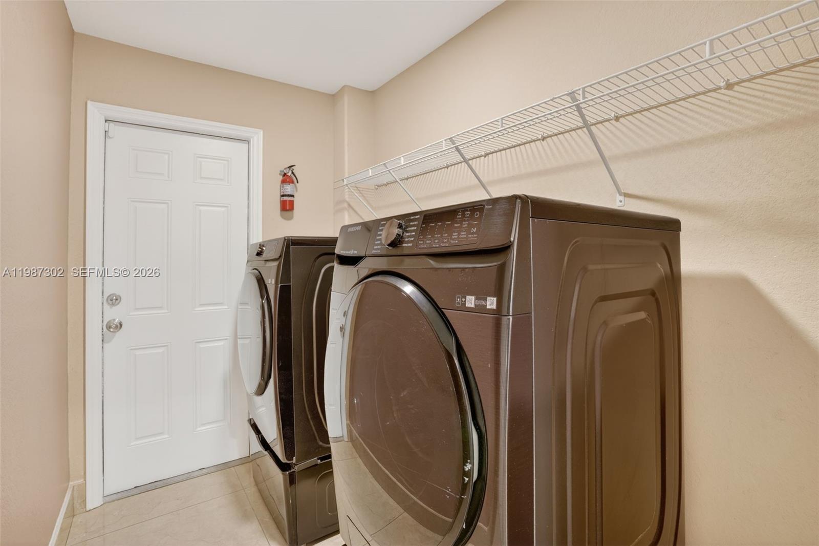 15051 SW 18th Ter Miami, FL 33185