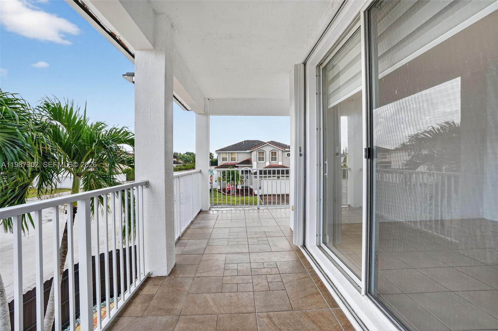 15051 SW 18th Ter Miami, FL 33185